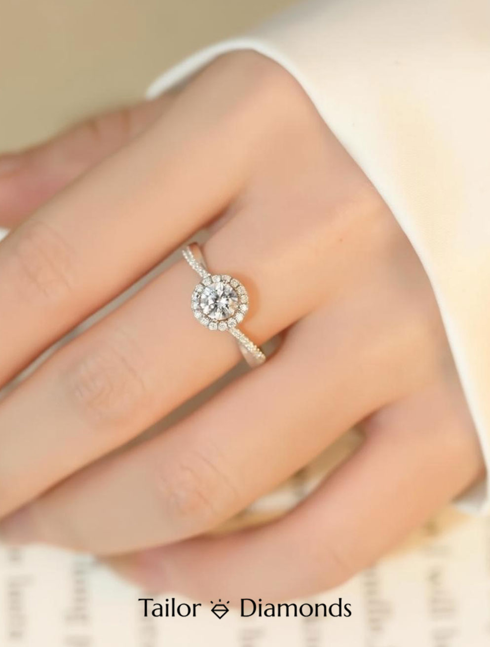 18K White Gold Halo Round Diamond Thin Ring