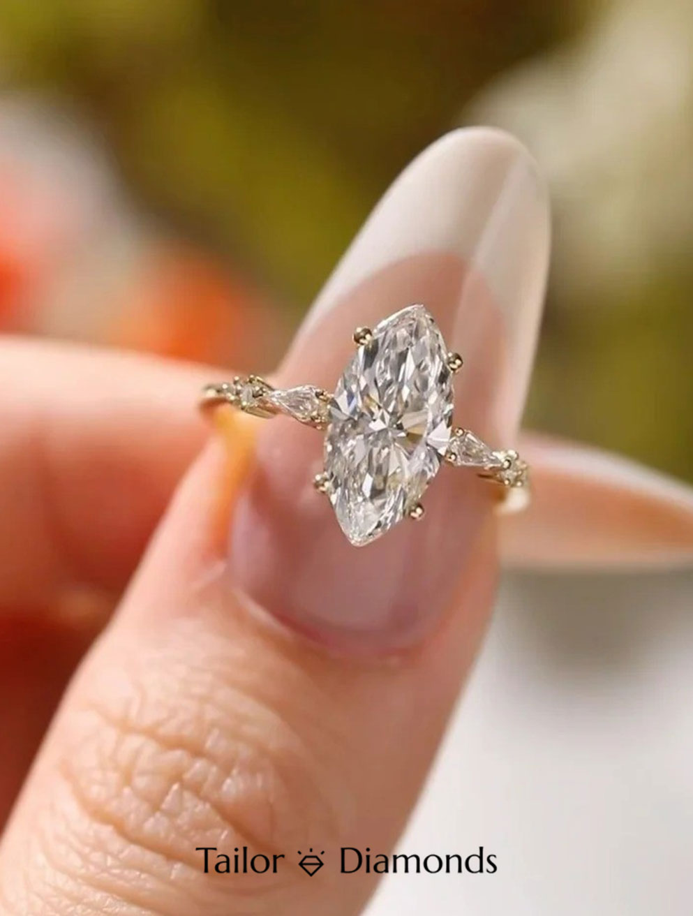 18K Yellow Gold Marquise Diamond Ring