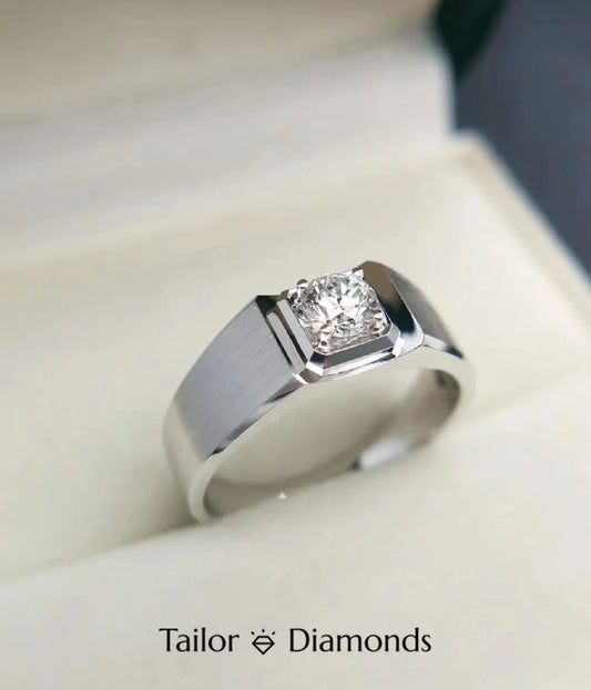 18K Yellow Gold Open Round Diamond Ring