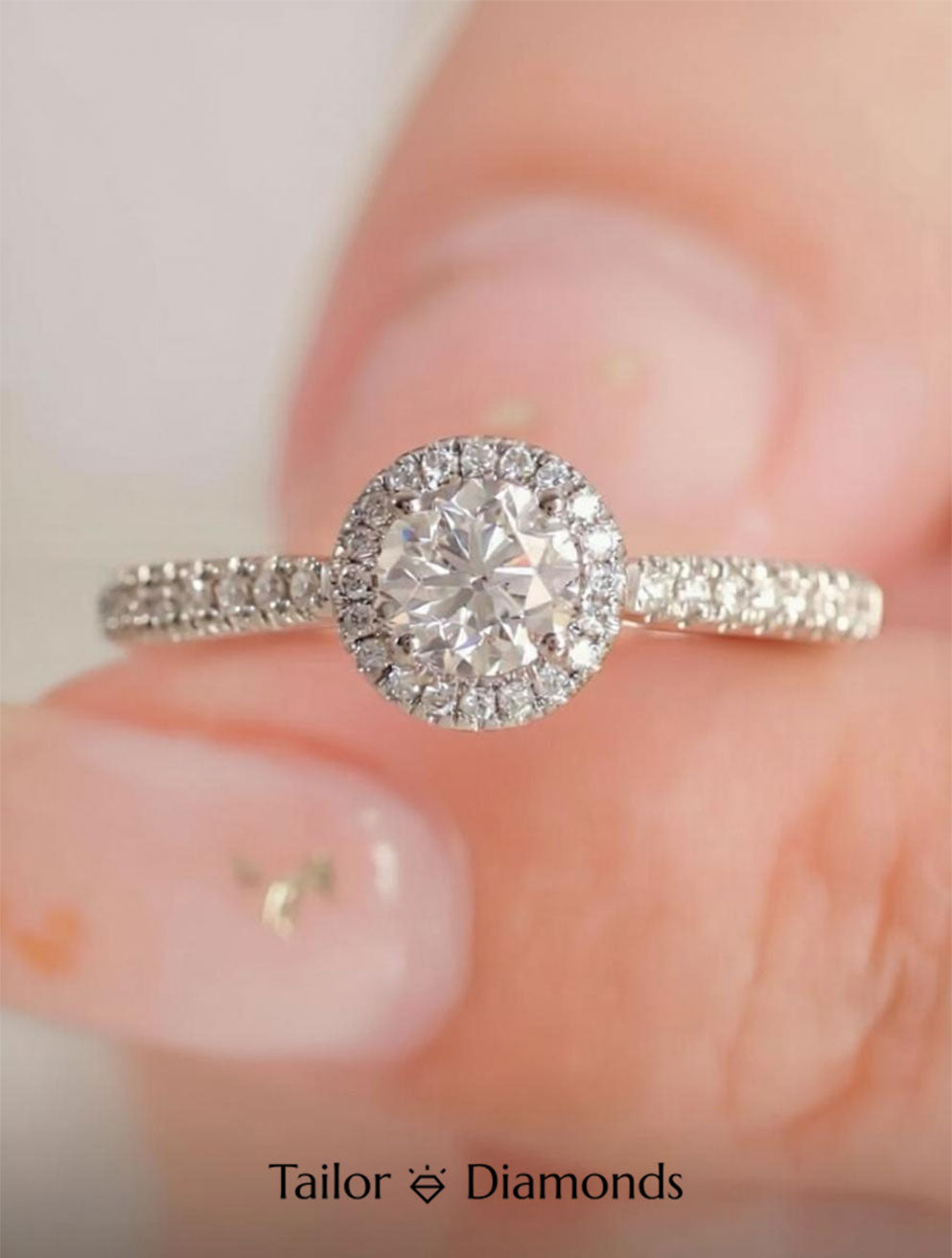White Gold Halo Round Diamond Ring