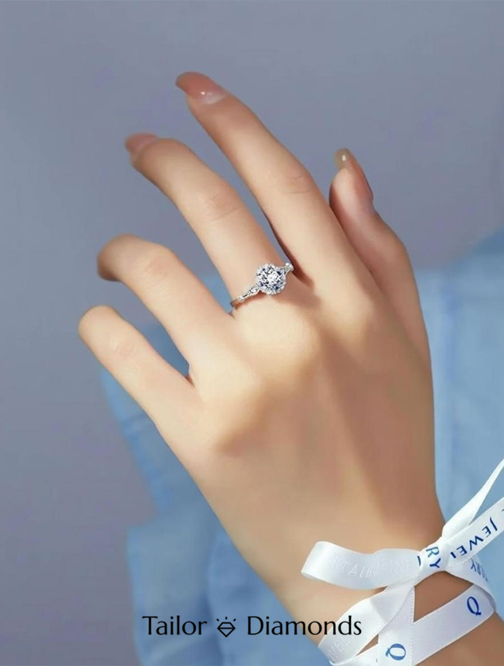 White Gold Halo Round Diamond Ring